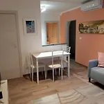 Cozy Coccagna